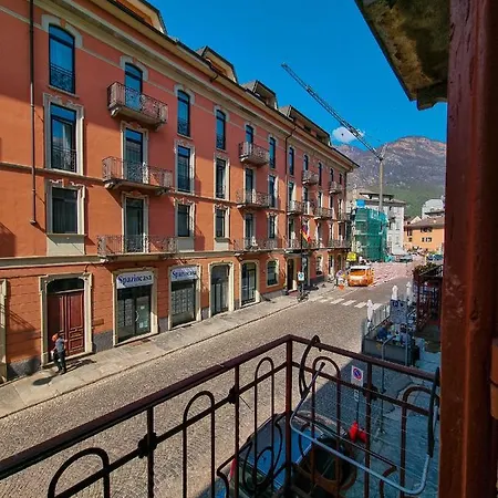 Dolce Casa Con Sauna E Cromoterapia Domodossola