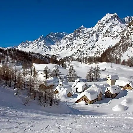 Bed & Breakfast Dolce Casa Con Sauna E Cromoterapia Domodossola