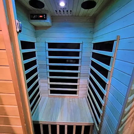 Dolce Casa Con Sauna E Cromoterapia Domodossola