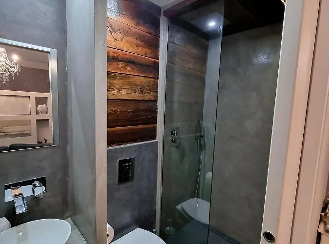 Dolce Casa Con Sauna E Cromoterapia 4* Domodossola