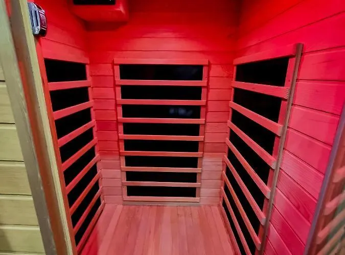 Dolce Casa Con Sauna E Cromoterapia Bed and Breakfast Domodossola